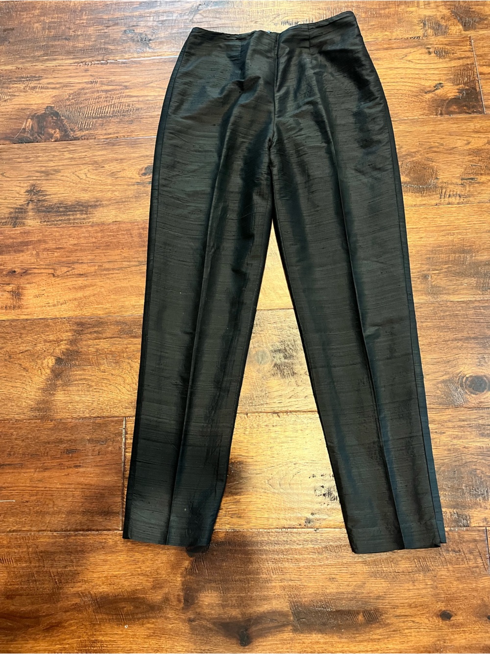 TRIO. BLACK SILK LINED DRESS PANTS. SIZE 6. EXCELLENT!